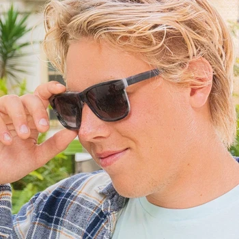 Wave Hawaii Sonnenbrille Lorca, Acetat gradient grey