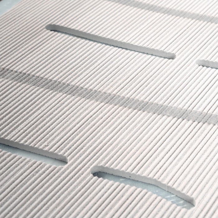 Naish Mid-length Wing Foil Board Hover Chimera 2025