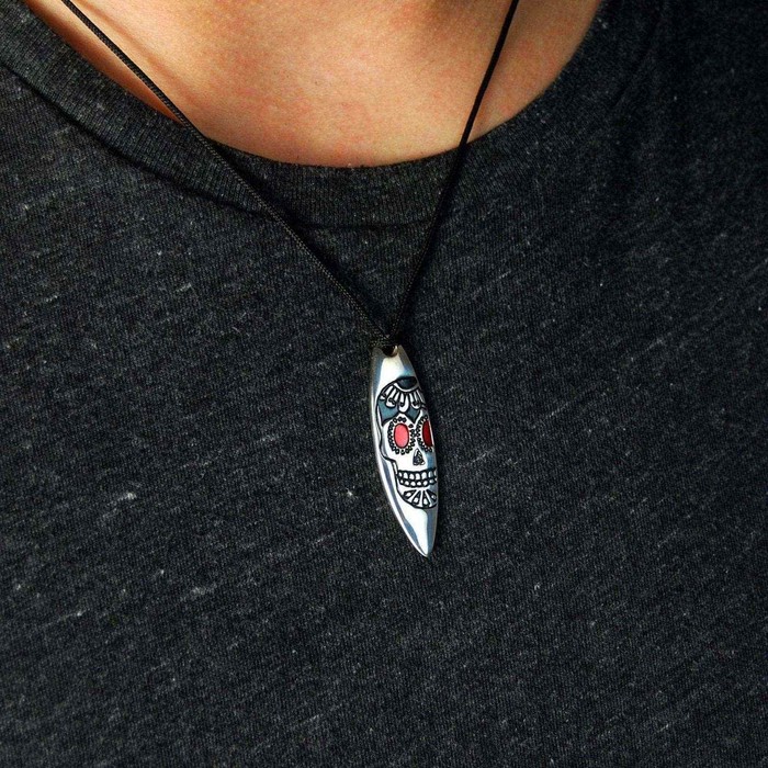 Silver+Surf Silber Schmuck Surfboard mit Totenkopf