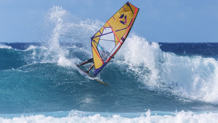 Duotone Windsurf Segel Super Hero - Sails 2025