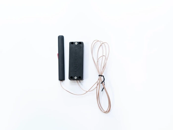 Manta Foils E-Foil TakeOff - External wired antenna