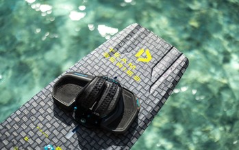 Duotone Entity Ergo - Twintips 2026