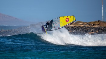 Duotone Windsurf Segel Super_Hero SLS - Sails 2026