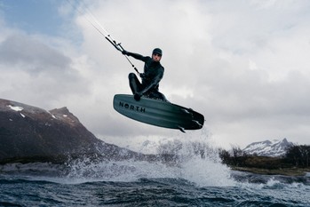 Mystic Voltt Hooded Wetsuit