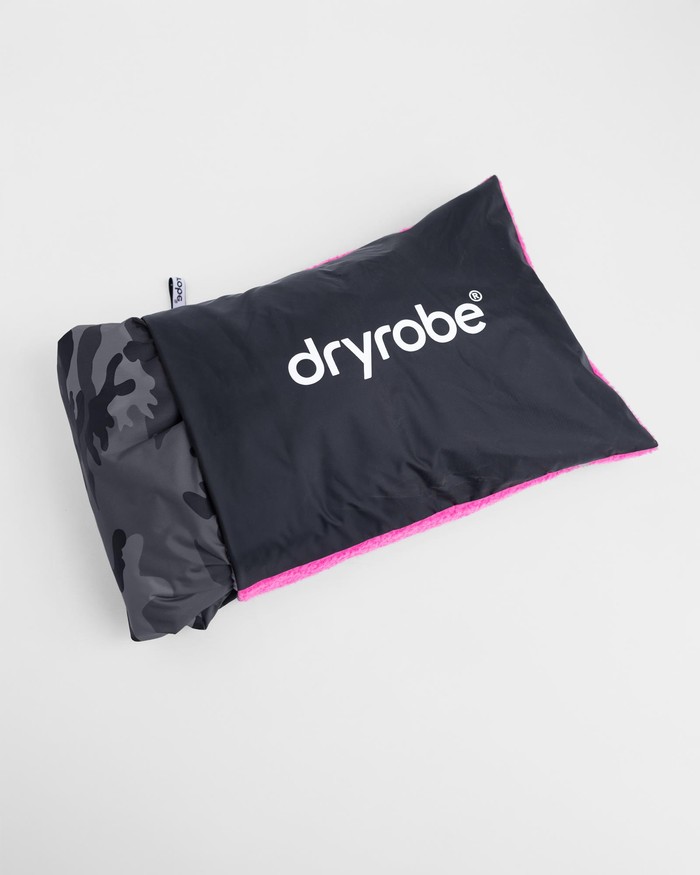 DRYROBE Kissenbezug Schwarz Pink