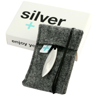 Silver+Surf Silber Schmuck Surfboard mit Totenkopf