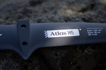 KT - Atlas Back Wing