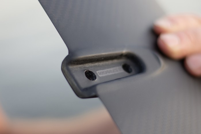 KT - Instinct Front Wing