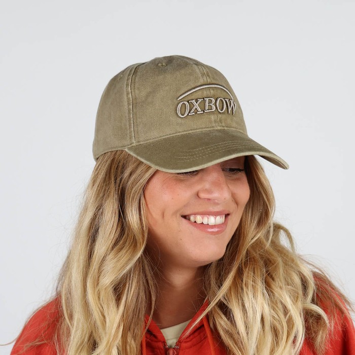 Oxbow Velvet cap with embroidery