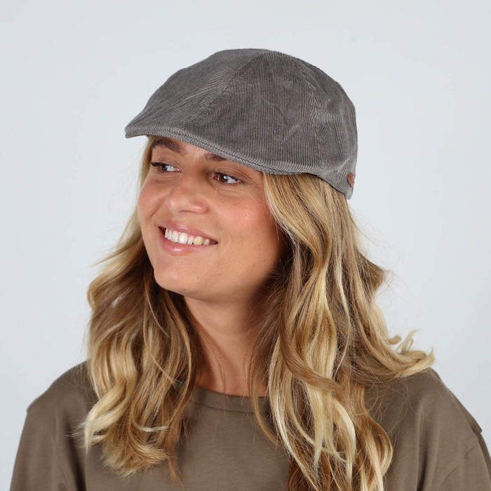 Oxbow Velvet driver cap