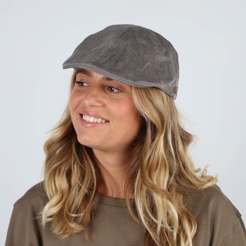 Oxbow Velvet driver cap