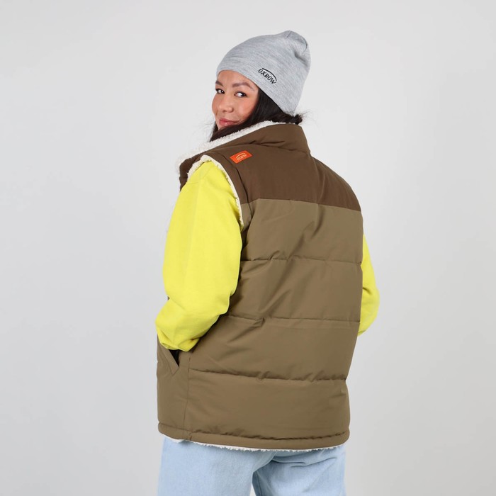 Oxbow Sleeveless reversible down jacket / Short recycled polyamide down jacket. Q2JORN