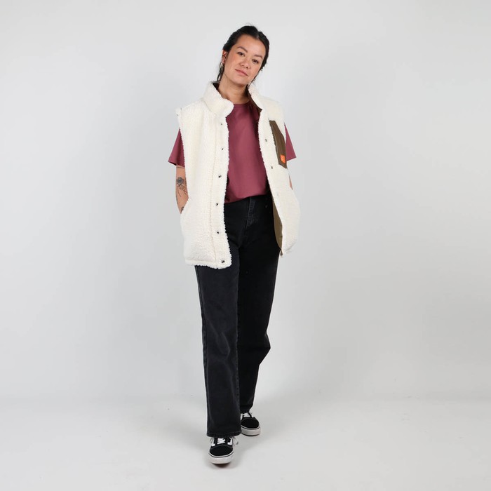 Oxbow Sleeveless reversible down jacket / Short recycled polyamide down jacket. Q2JORN