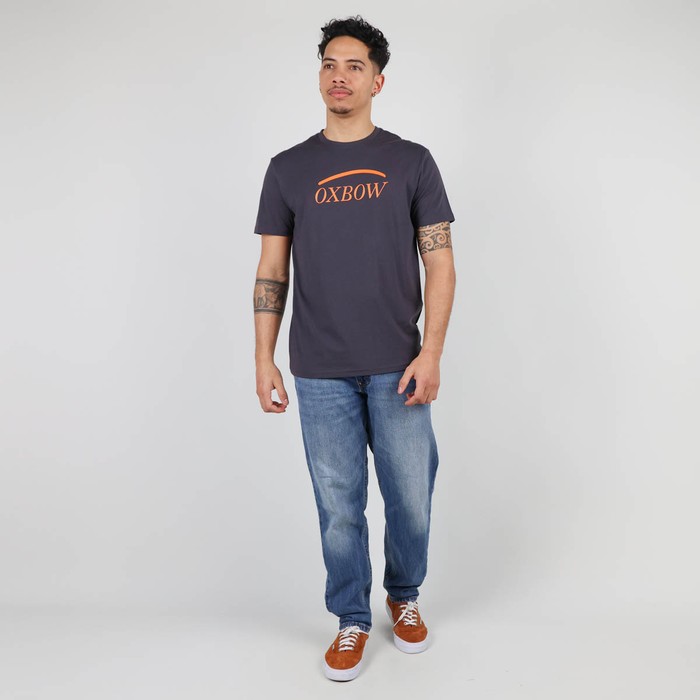 Oxbow Crew neck short sleeves straight cut cotton tee-shirt. Q2TALAI