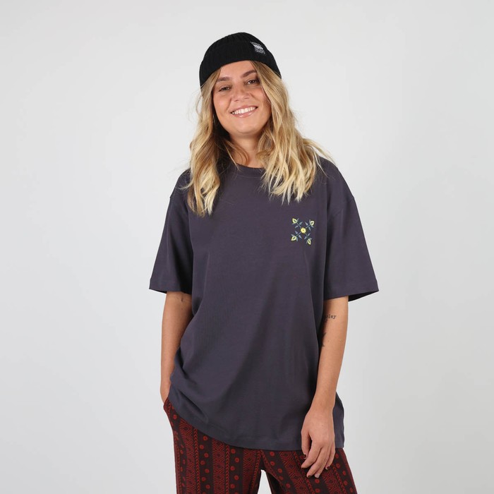 Oxbow Crew neck sort sleeves large cut cotton tee-shirt. Q2TEREGOR