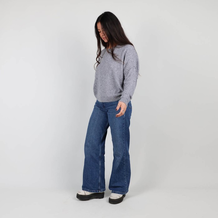 Oxbow Crew neck oversize cut acrylic sweater. Q2PETRA