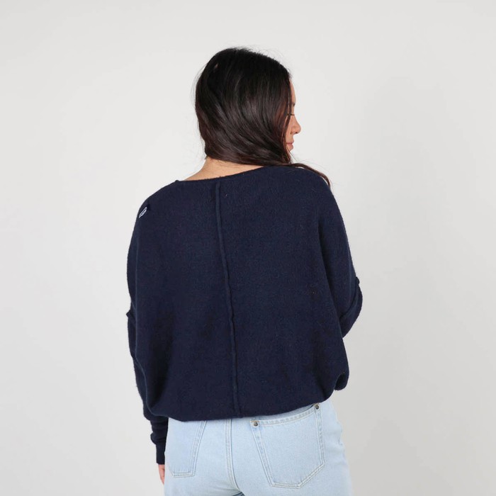 Oxbow Crew neck oversize cut acrylic sweater. Q2PETRA
