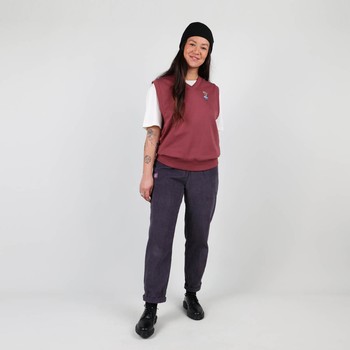 Oxbow Sleeveless V-neck straight cut cotton vest. Q2SHRIMP
