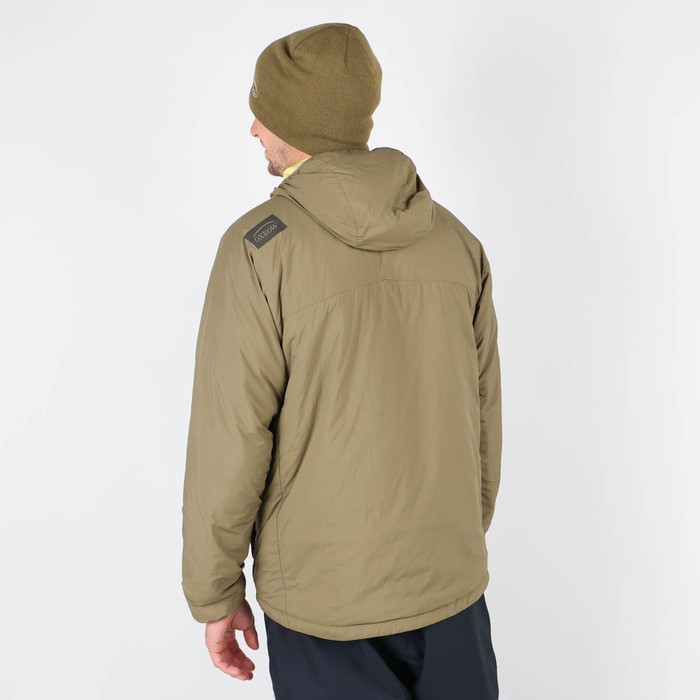 Oxbow The NEOUVIELLE jacket is made in Europe, with a Primaloft® Black eco lining for more warmth and breathability. Its packable to carry it everywhere. Q2NEOUVIELLW24