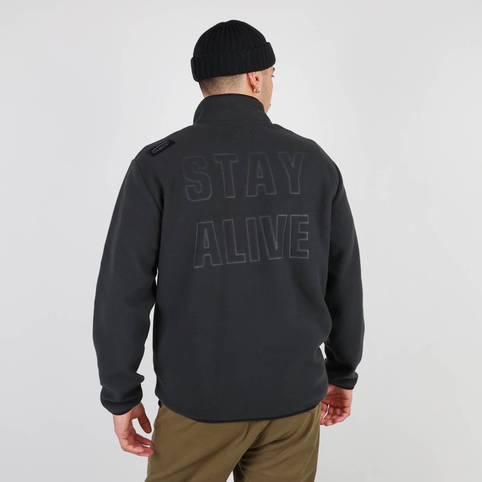 Oxbow Made in Portugal, the URSUYA fleece is made with recycled fabric and has a embossed logo on the back with our classic motto "STAY ALIVE".  P0URSUYA