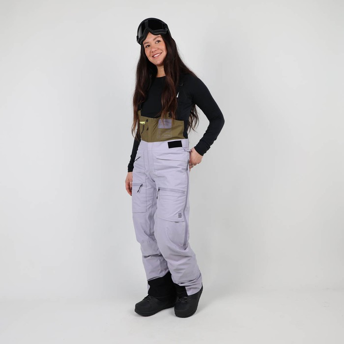 Oxbow Developed with our ambassadors, the MALADETA bib pant meet the expectations of mountain lovers, on skis, a snowboard, with skins or an ice axe!! Recycled materials and European manufacturing for eco-responsibility, waterproof-breathable Sympatex® membrane, taped seams and durable water-repellent treatment for functionality. Everything is there ! Q2MALADETA