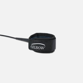 Oxbow Leash 8' / This versatile surfboard leash is made in France, and is comfortable, resistant, with a reduced environmental impact. P1LEASH8
