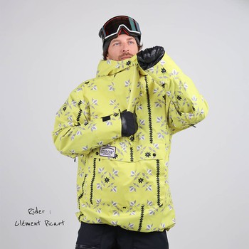 Oxbow This pop over technical jacket features the iconic Four Flowers print. The MARTIN jacket is made of recycled materials. European manufacturing for eco-responsibility, waterproof-breathable Sympatex® membrane, taped seams and durable water-repellent treatment for functionality. Everything is there ! Q2MARTIN