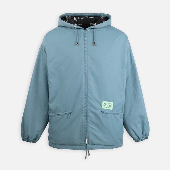 Oxbow The reversible ERIC jacket is inspired by our 90s collections with its iconic Four Flowers lining. Crafted in France and with a polar fleece lining, it will be perfect to wear on the cold winter days. Q2ERIC