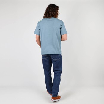 The iconic Oxbow t-shirt: made in France, an oversize fit, a very heavy 290g jersey, the label on the shoulder, and an exclusive animation straight out of our archives. Q2MATTHEW