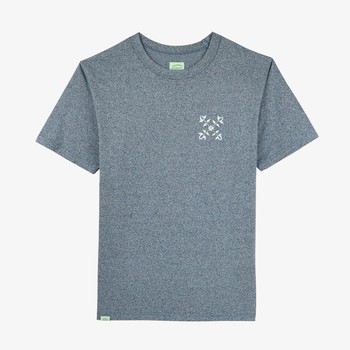 The iconic Oxbow t-shirt: made in France, the jaspé fabric, a loose fit, a very heavy jersey of 240grs, the label on the shoulder, and an exclusive animation straight out of our archives. Q2RAOUL